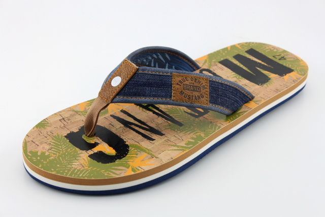 Obuv velká - žabky MUSTANG MU4113 jeans